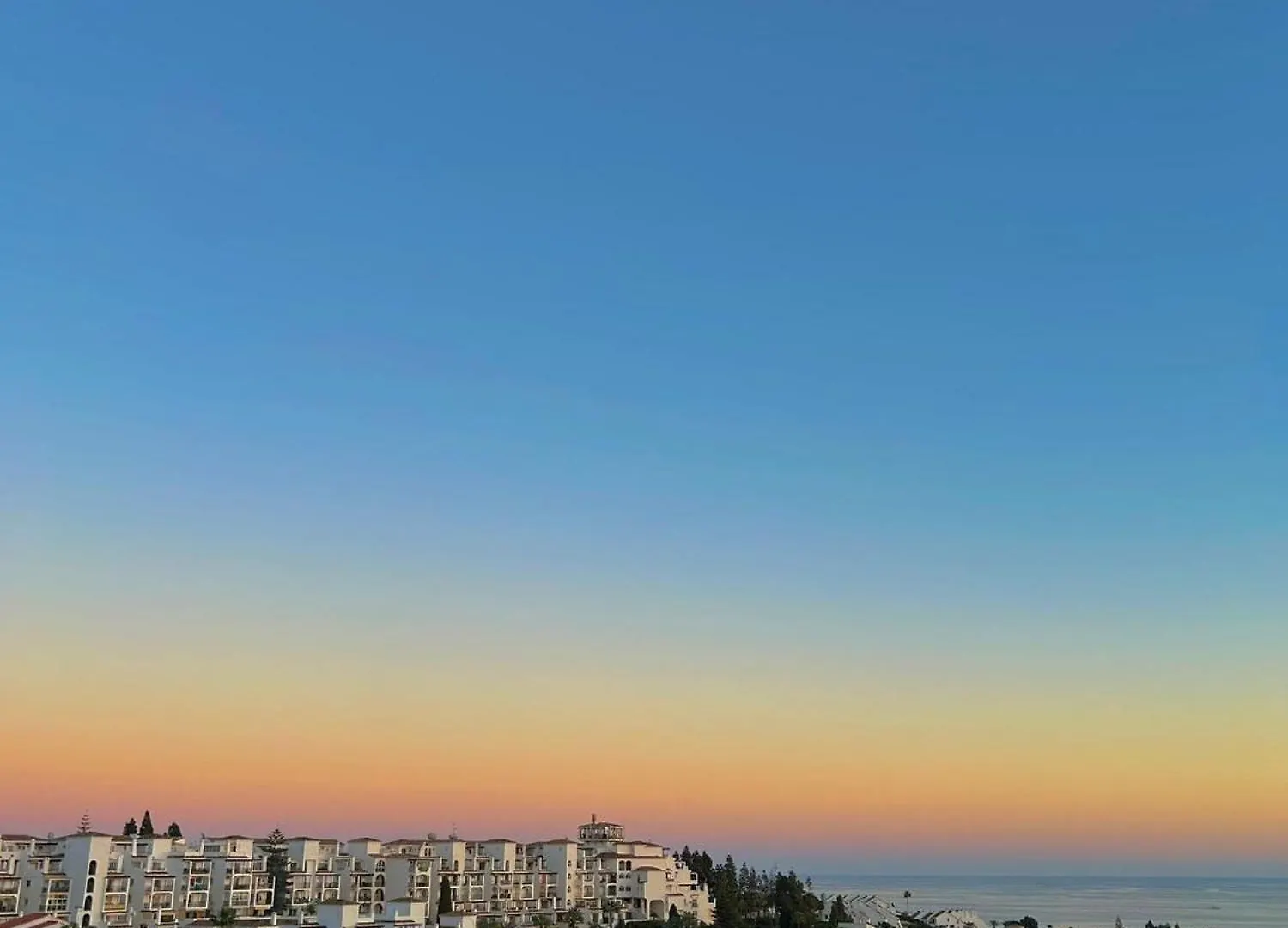 Chalet Cozy 3-Bedroom Townhouse In Calahonda MIJAS COSTA