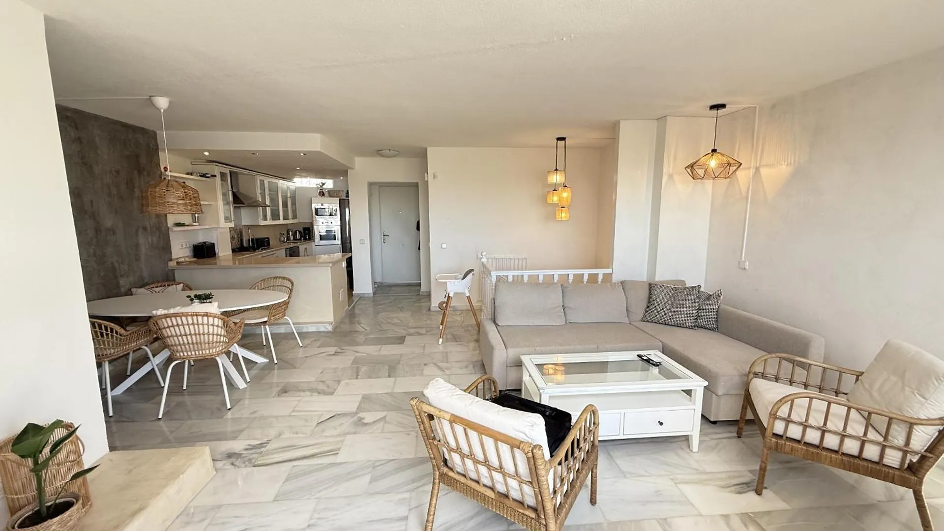 Cozy 3-Bedroom Townhouse In Calahonda MIJAS COSTA Spain